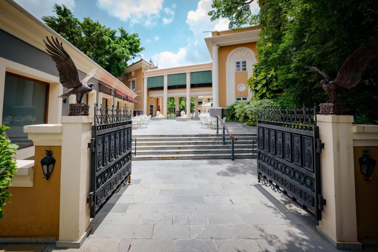 Raajkutir - Ihcl Seleqtions Hotel Kalkutta Kültér fotó